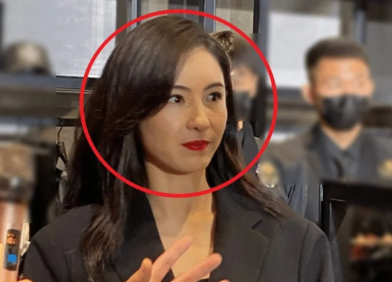 张柏芝|生图颜值抗打的张柏芝,骨相至关重要,但脸上的状态才是40岁该有的样子!