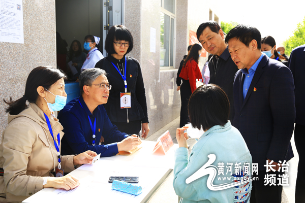 黄河新闻网长治 长治市行政审批服务管理局开展教资认定“一站式”办理