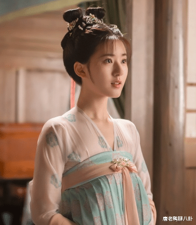 章泽天|又双叒叕手滑？是无底线蹭热度，还是冲在吃瓜第一线？