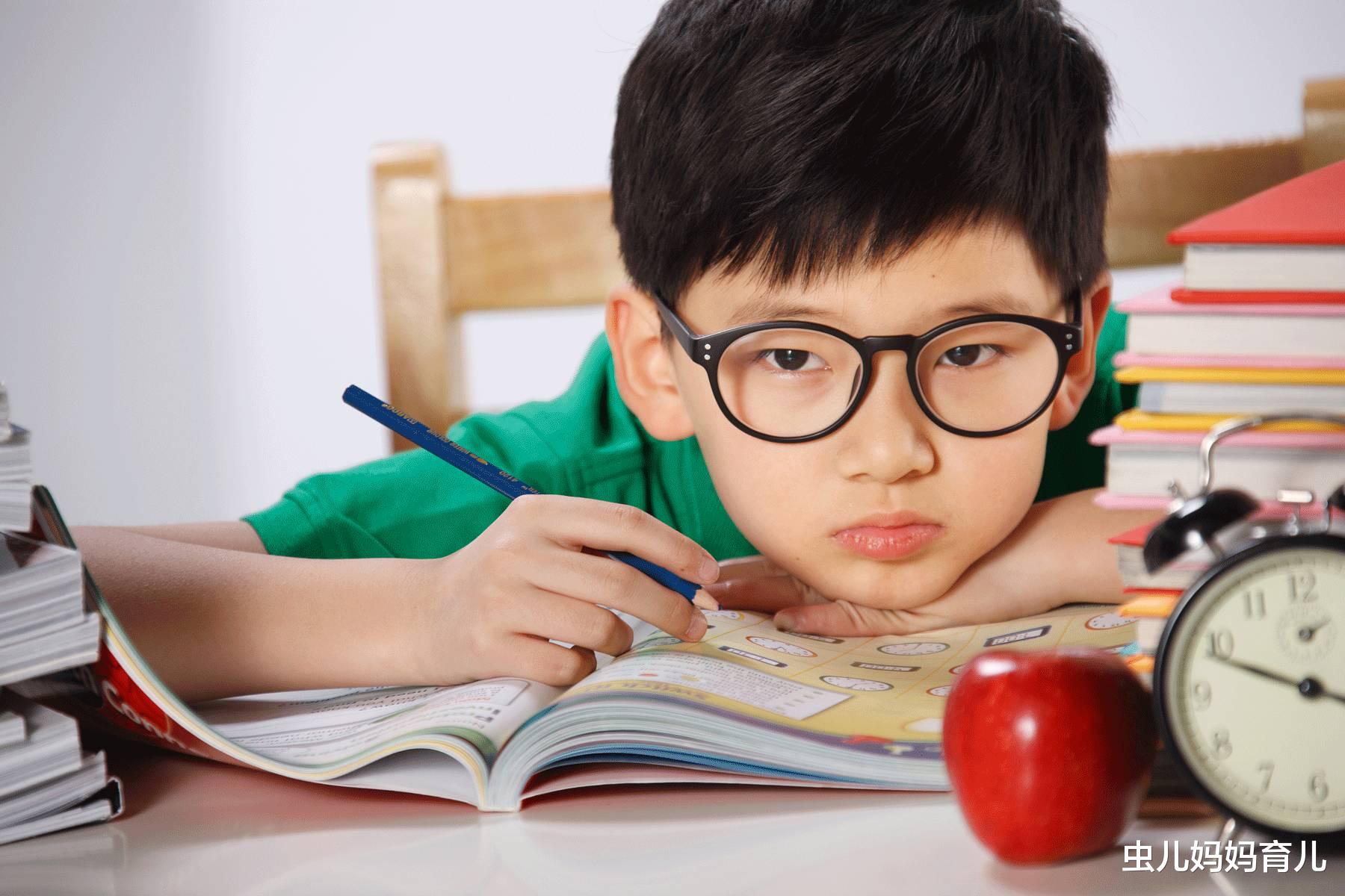 虫儿妈妈育儿|数学学霸爸爸的5条辅导心得，小学生家长可借鉴，孩子数学早开窍