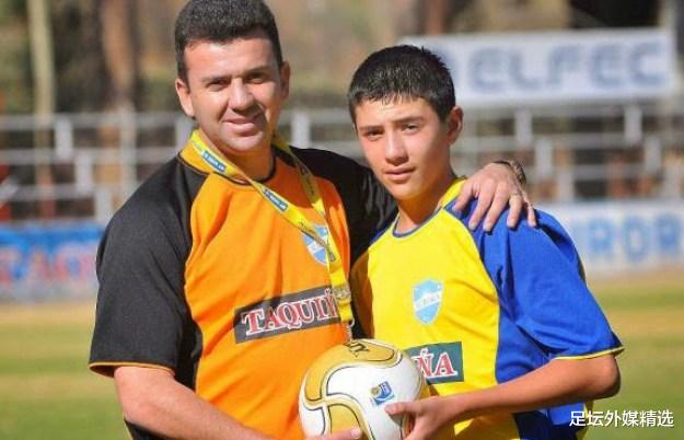 阿根廷队|15人：代表职业球队首秀的最年轻纪录