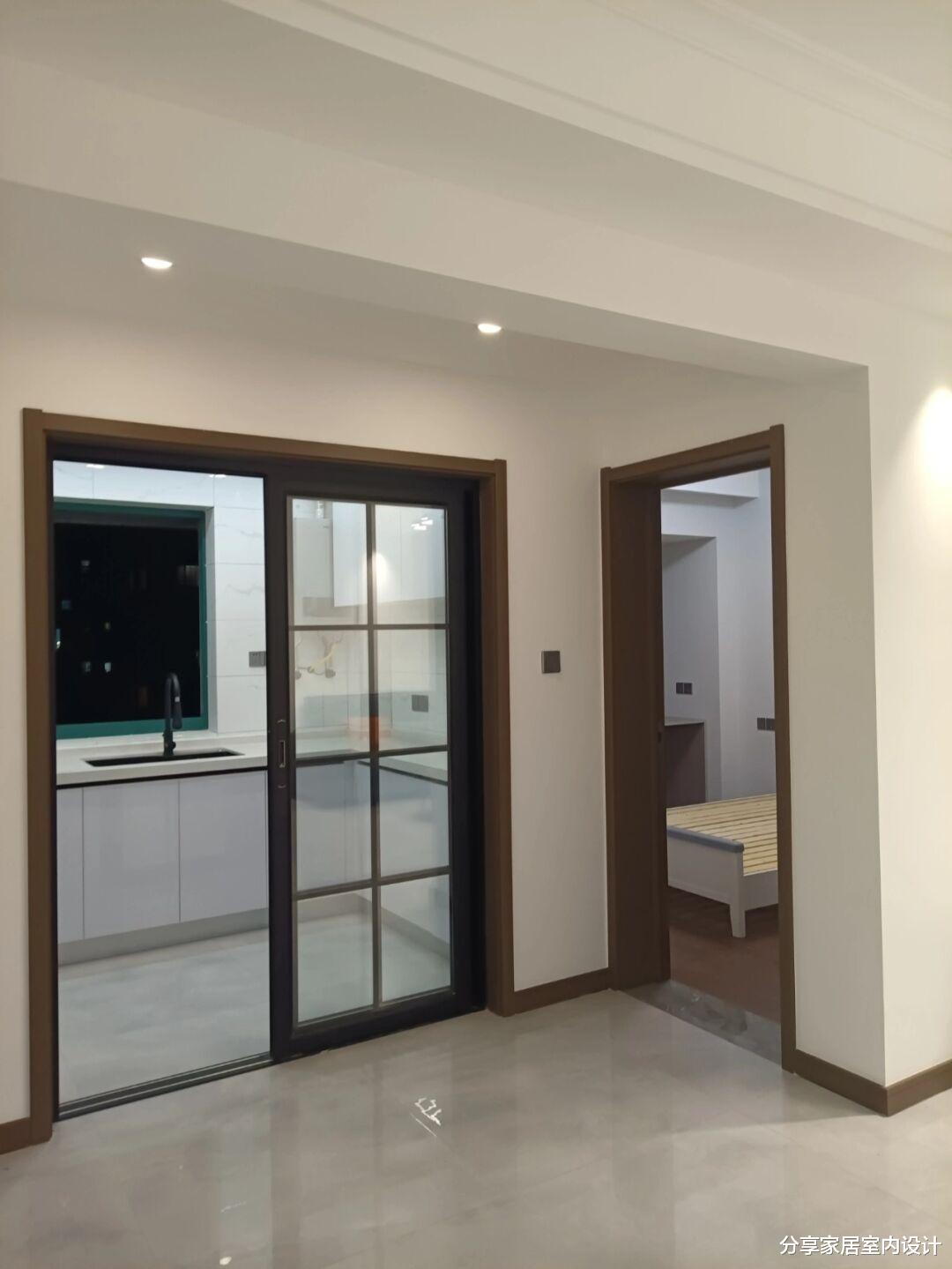 她家花15W装修新房，全屋自己设计，最满意全屋定制的柜子！