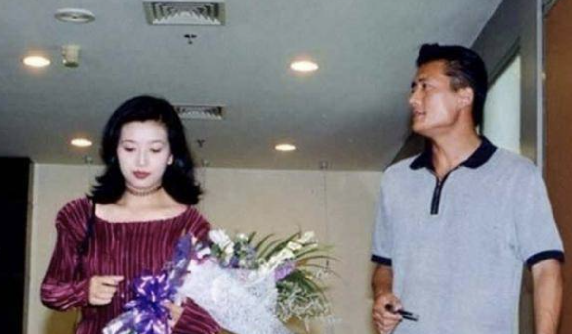 我是愈姑娘|王志文的情债：负过许晴，和江珊假戏真做，曾把徐帆扫地出门