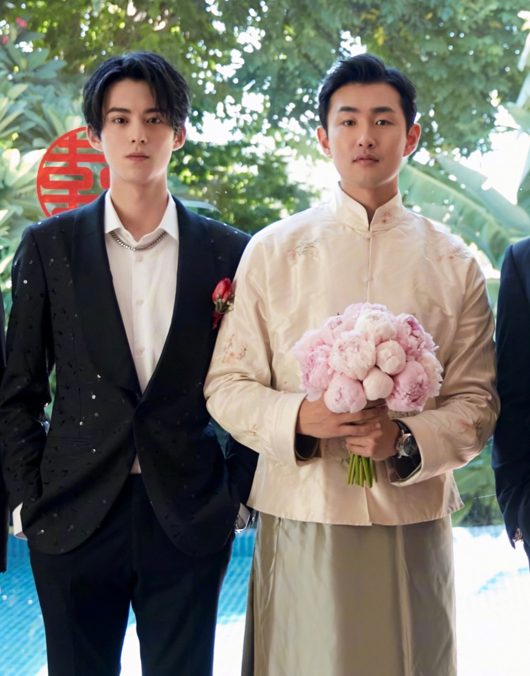 艾佳妮|王彦霖艾佳妮大婚,穿中式礼服喜气满满,尹正领衔伴郎团