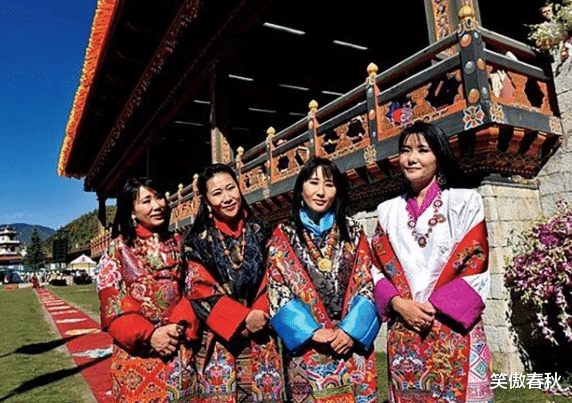 不丹老國王娶4個親姐妹，個個膚白貌美，生下5個女兒比花還嬌艷-圖8