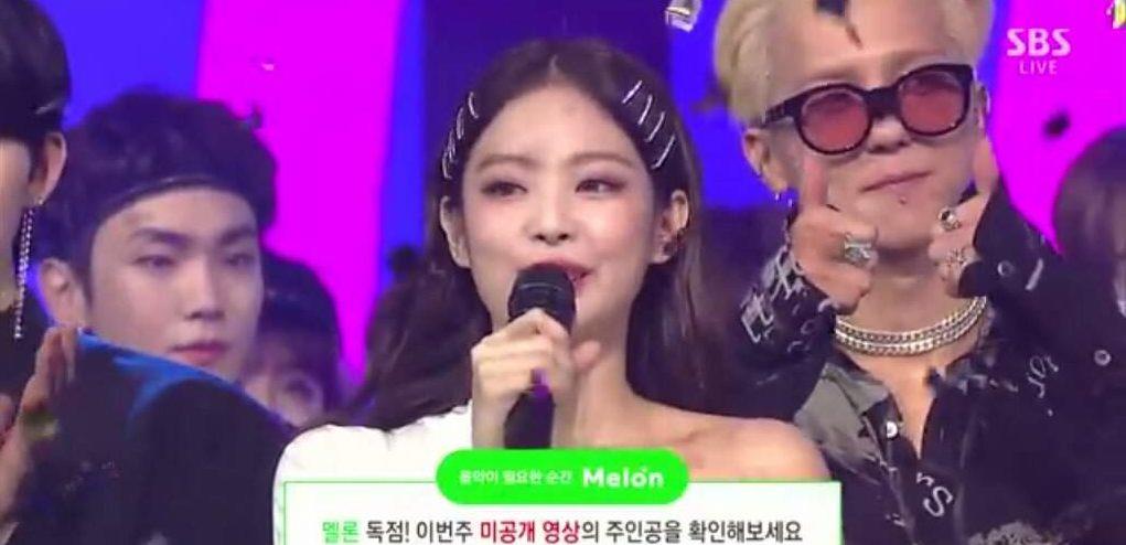 楚乔传2|不是男友GD,最常登JennieIG的男人竟是他!感情好到连KAI都吃醋