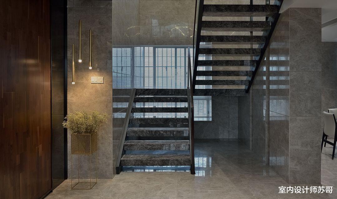 室内设计师苏哥|130平的复式住宅,实用而富有美感,书房的设计更是值得我们学习