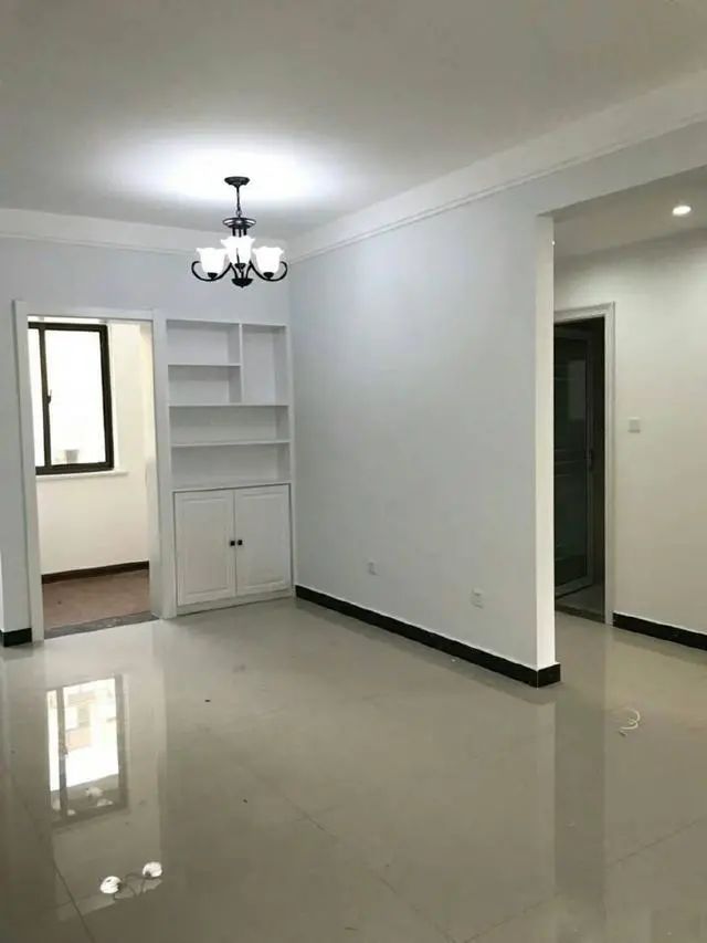 装修时尚家|不听劝坚持不做吊顶，完工后不输豪华装修，太好看了