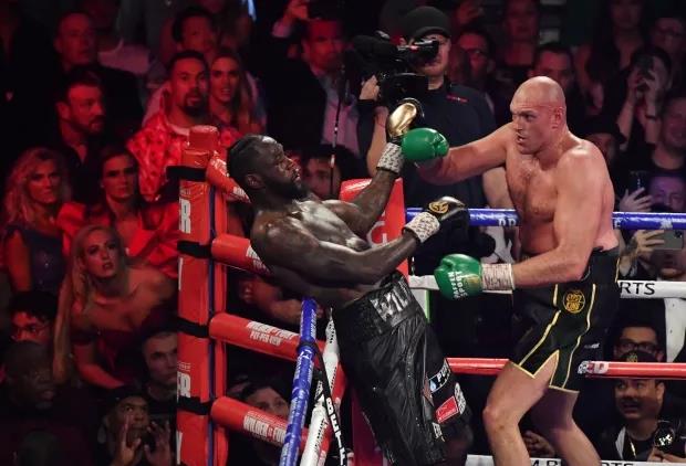 邁克·泰森|兩戰(zhàn)泰森的布魯諾：富里若生活在我們那個(gè)時(shí)代，會(huì)被當(dāng)作晚餐吃掉