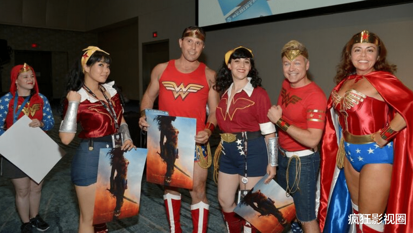 神奇女侠|DC初代神奇女侠：服装背后隐藏15个故事，好莱坞46年难以超越