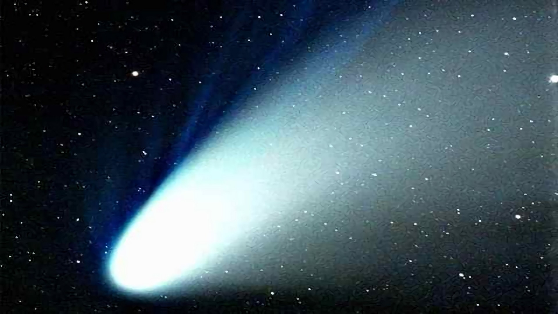 一颗正向地球飞来的彗星,贝纳迪内利,伯恩斯坦彗星