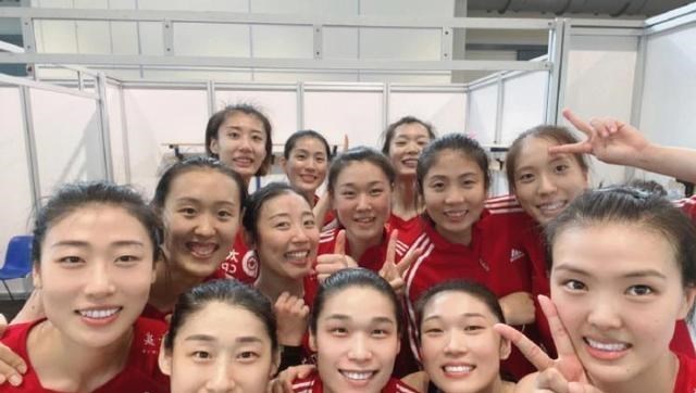 朱婷|官宣！中国女排4人提前回国，朱婷等6大主力即将进入赛区