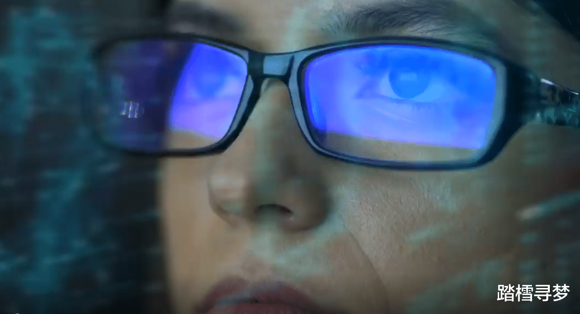 太空 如果你靠近神秘的沉没物体，会阻止电子设备