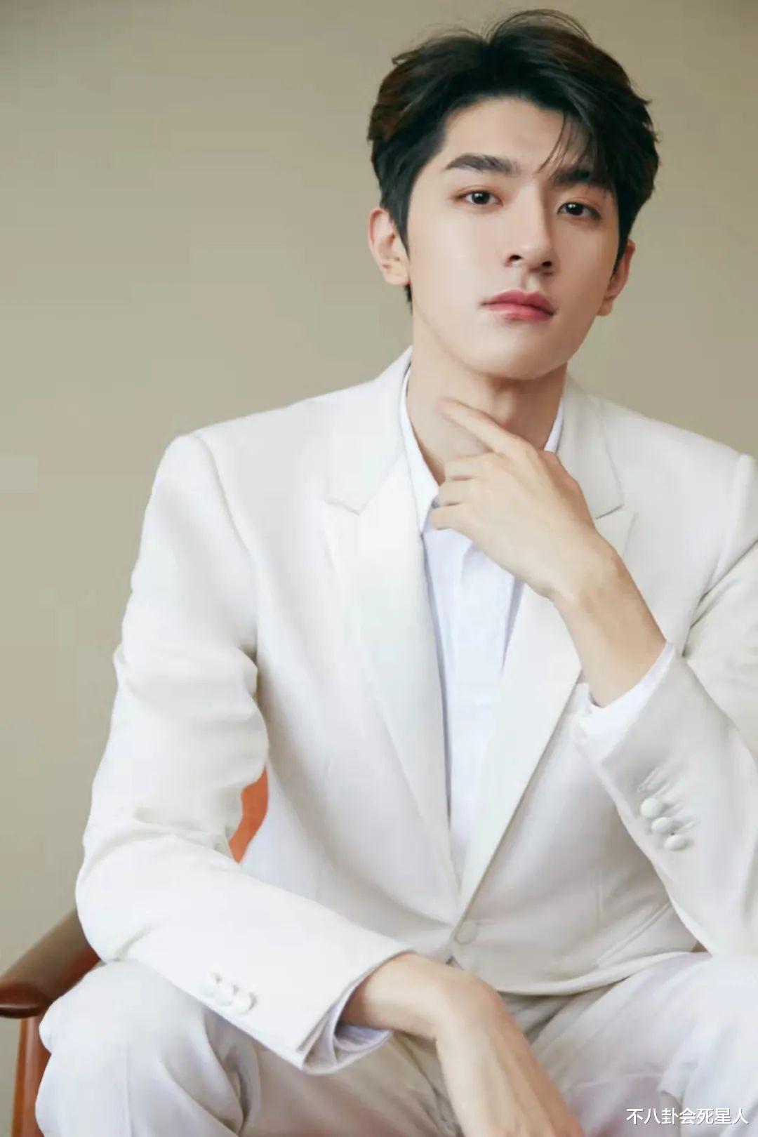 苏有朋|被鼻子拖累颜值的男星，彭于晏鼻头凸，苏有朋鼻翼宽又扁