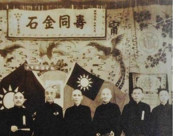 奶豆说育儿|做人要学杜月笙,那是你不知道杜月笙到底有多黑多毒