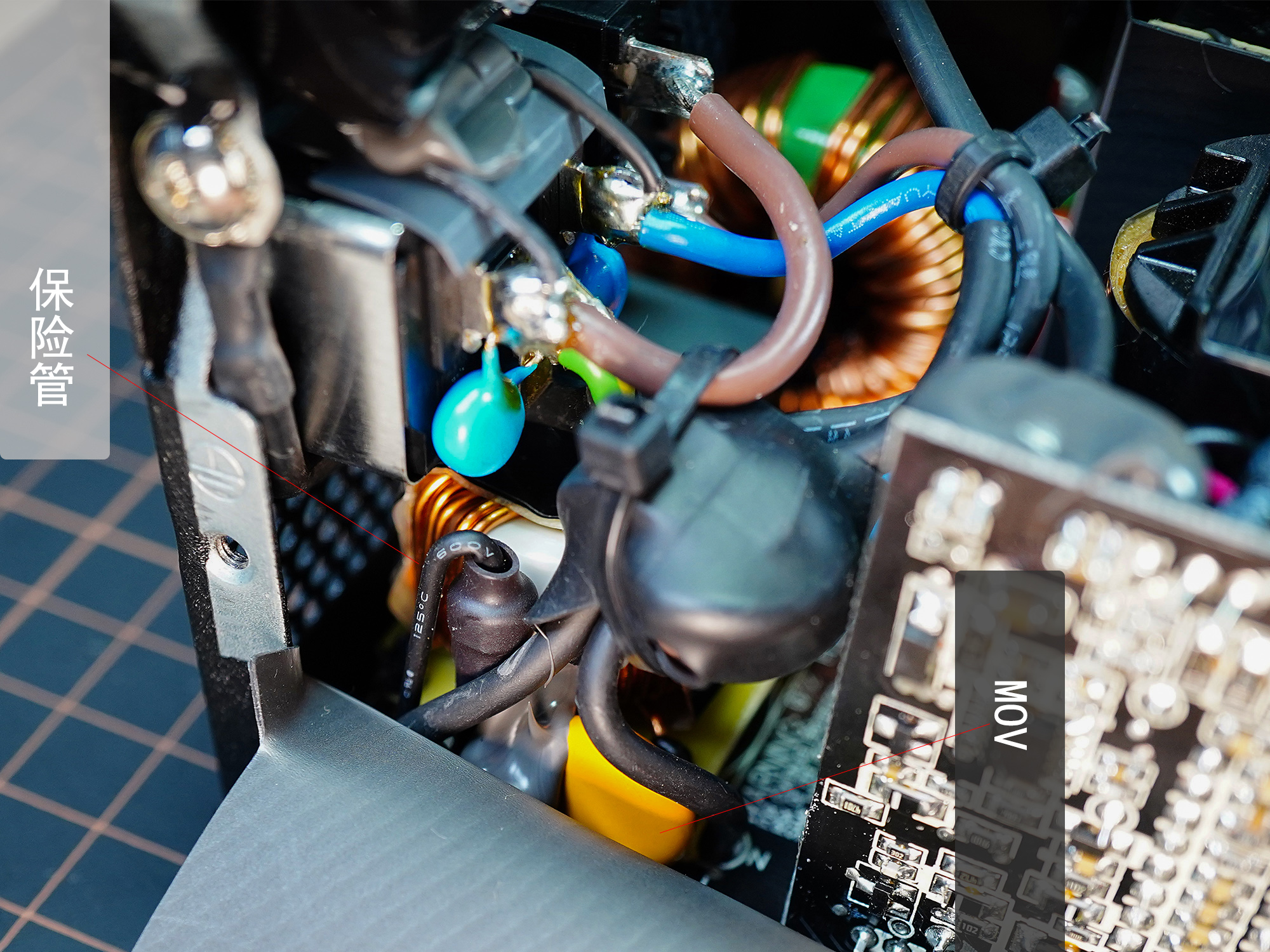 臺灣|邊拆解邊科普！用全漢Hydro G Pro1000了解電源結構和原理