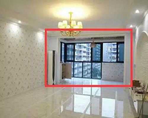 简易设计|很多人都不知道，把客厅阳台隔离开太out了，现在大家都这样做