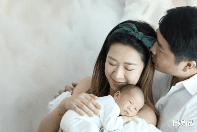 TVB|TVB小花岑杏贤罕见晒一家三口全家福 还晒儿子各种可爱萌照