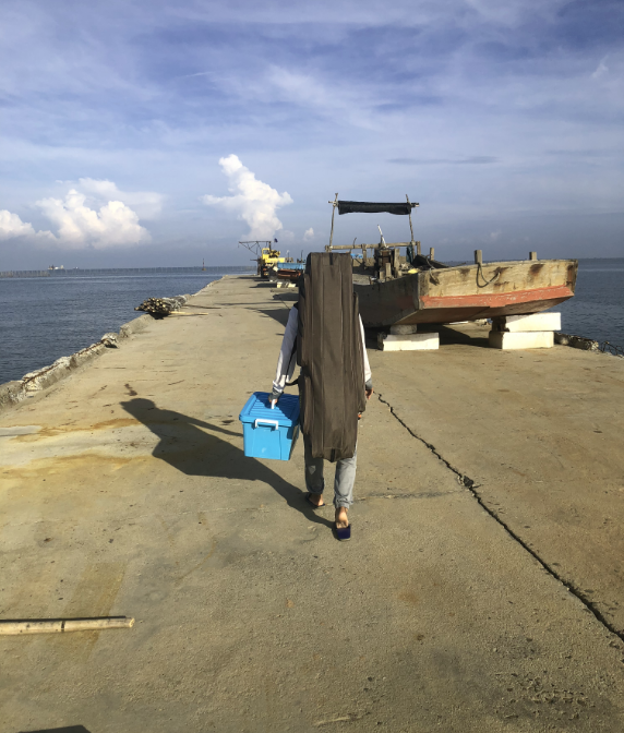 湛江|湛江小伙出海夜钓，一晚上渔获卖千元，得知原因，让钓鱼人望之止步