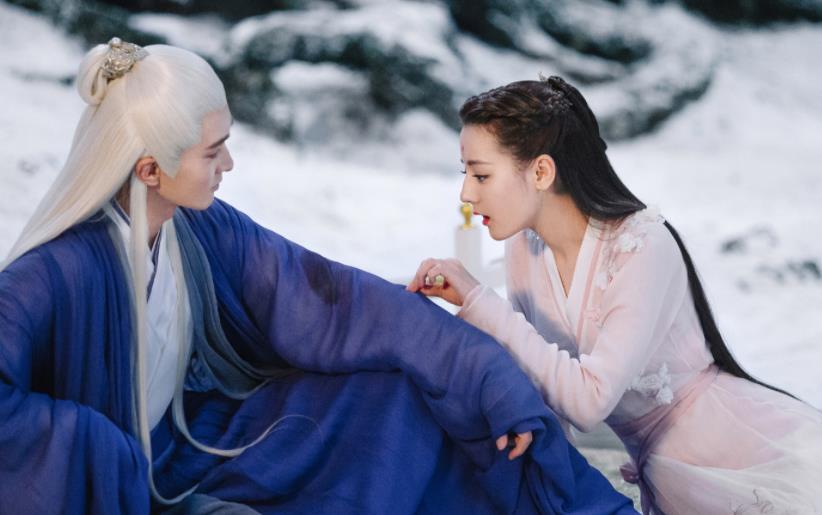 迪丽热巴|央视提名6大红衣美女，《东宫》小枫入围，迪丽热巴的凤九没选上