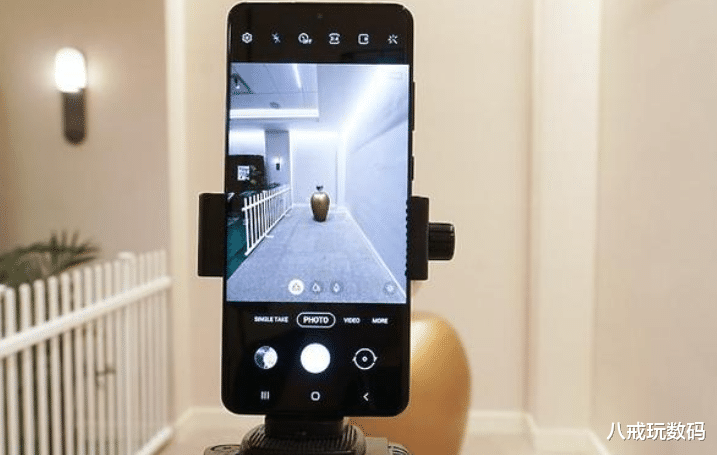 机械键盘|国产手机用一亿像素摄像头，打不赢三星苹果1200万像素，技术太落后