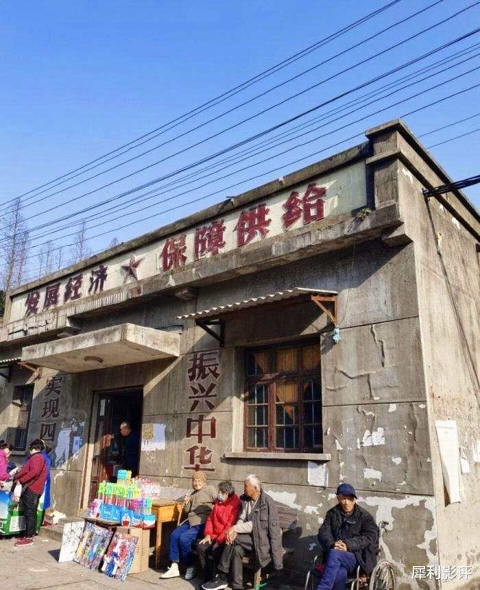 贾玲|贾玲版“农夫与蛇”，电影取景地每户补偿200元，被嫌给得太少