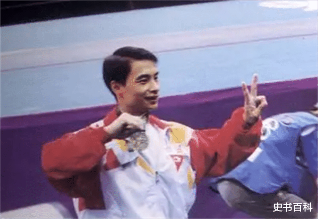 李小双|体操兄弟李小双李大双，两人头发都已花白，结婚多年都没有孩子