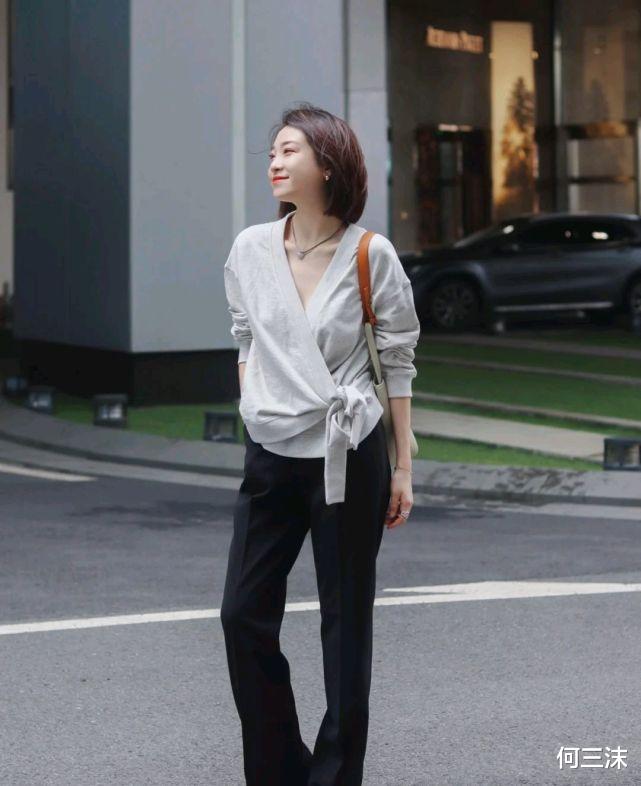 何三沫|简洁大方的秋装是首选,简单又好穿,舒适感满分
