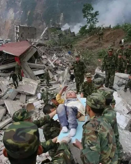 微观什邡 13年后，让我们再次喊出那句：中国加油！