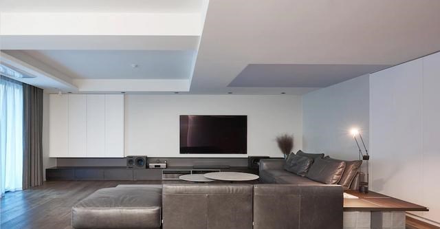 一楼带院子,266㎡的大平层带宽厅,大气宽敞,堪称教科书设计