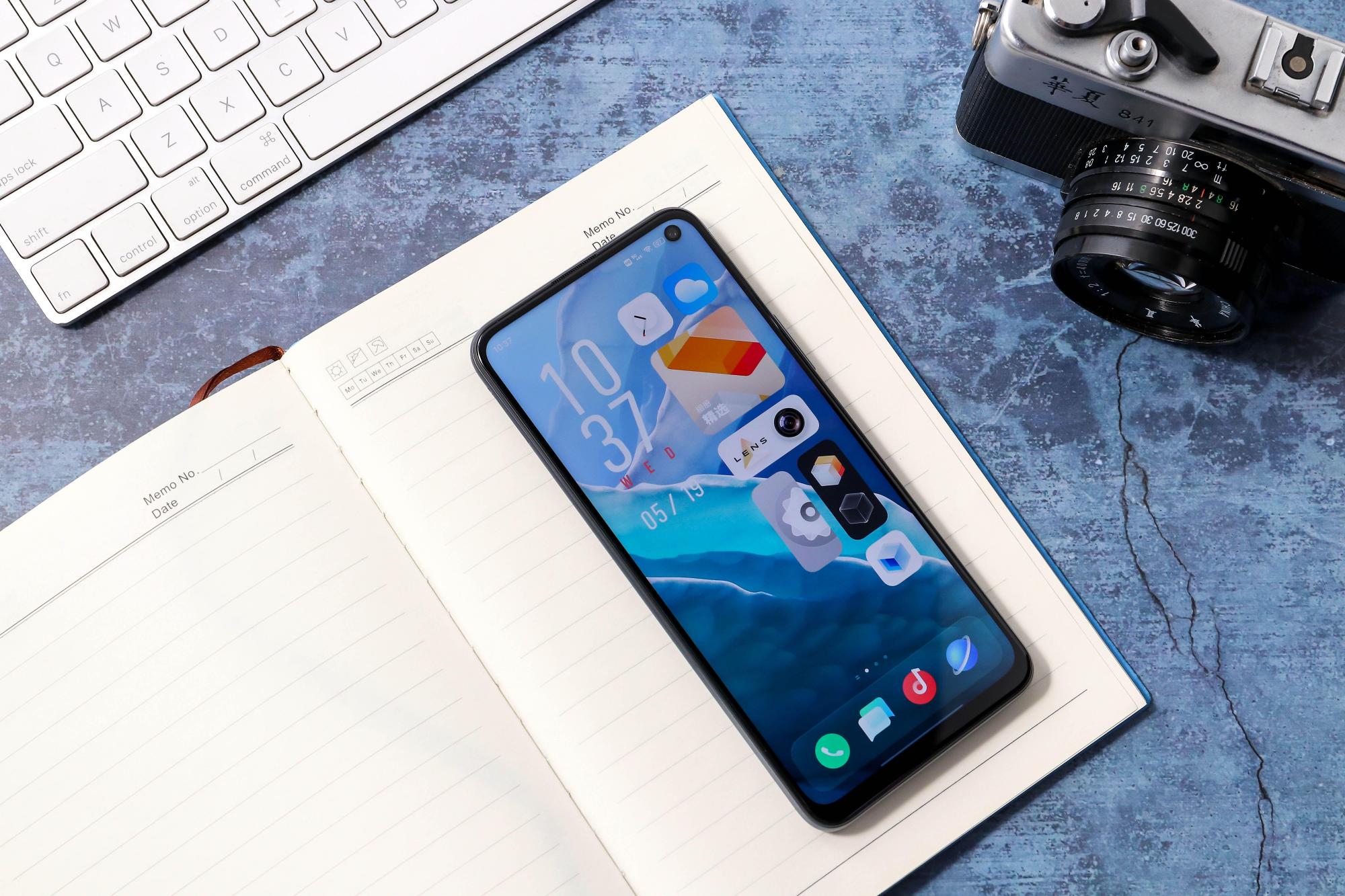 realme|这才是性价比千元机，支持屏幕指纹，还有65W超级闪充