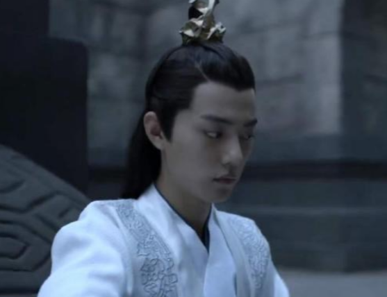 陈小纭|《庆余年2》换角引争议，言冰云还好，但看叶轻眉是谁后网友怒了