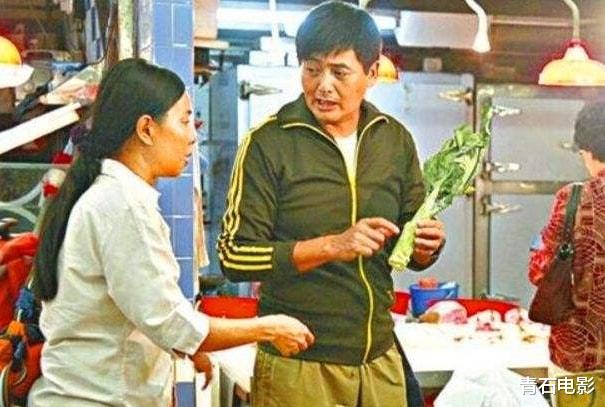 明星|淘二手衣服回家补、一张椅子用18年，这8个大明星，有钱也没乱花