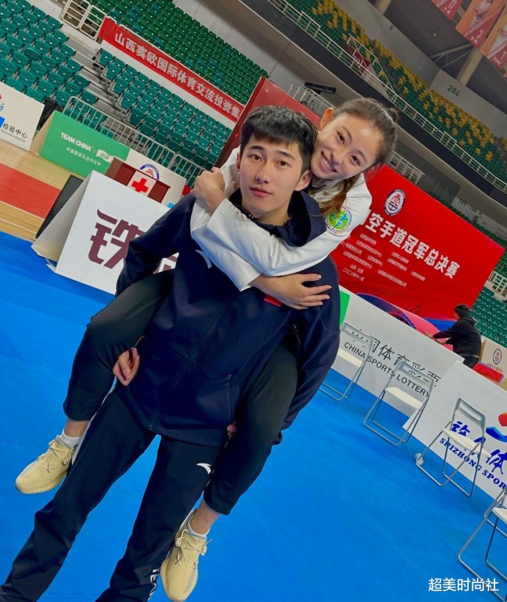 超美时尚社|奥运会出神颜？21岁空手道女将龚莉撞脸章子怡，高挑身材不输模特