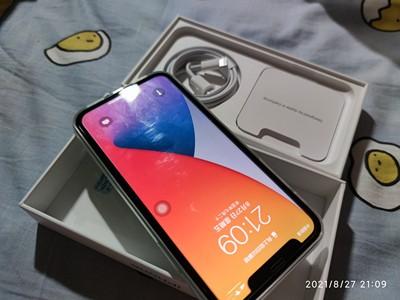 电池|为什么ios设置内直接显示电池寿命百分比?
