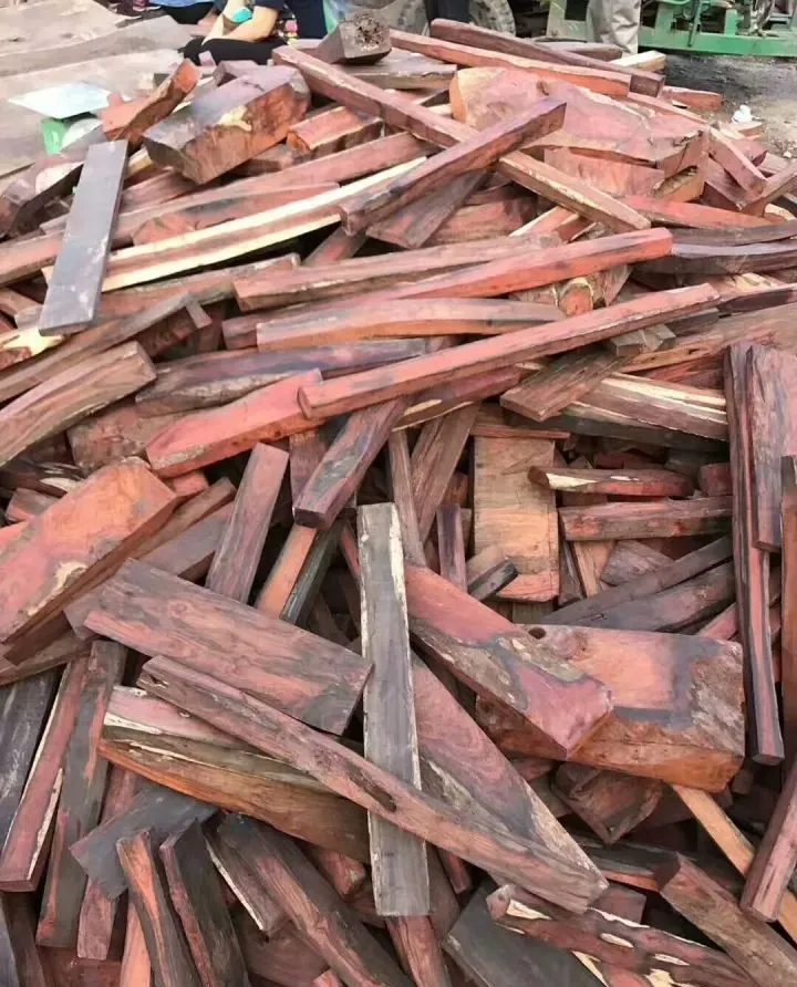 邮票年册|从论吨，到论斤、块、根，一去不返的“老红木”