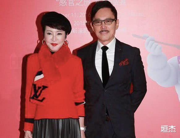 狄波拉|从谢贤虎口夺食,攀上谢霆锋母亲狄波拉,容忍“绿帽”几十年