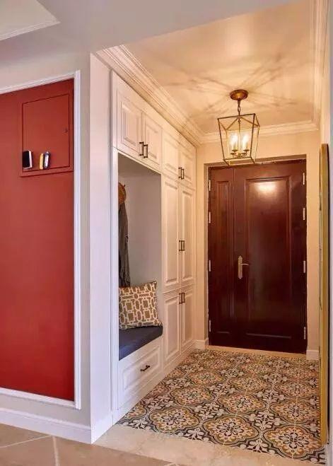 玄关吊顶这样一装，非常漂亮，立体时尚显大方！