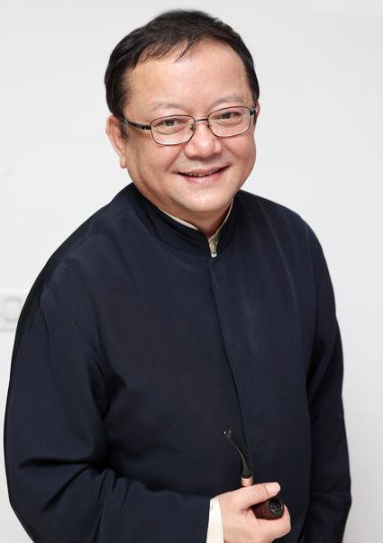 王刚|著名演员王刚:三婚娶网恋女友,60岁老来得子,现在状况如何?