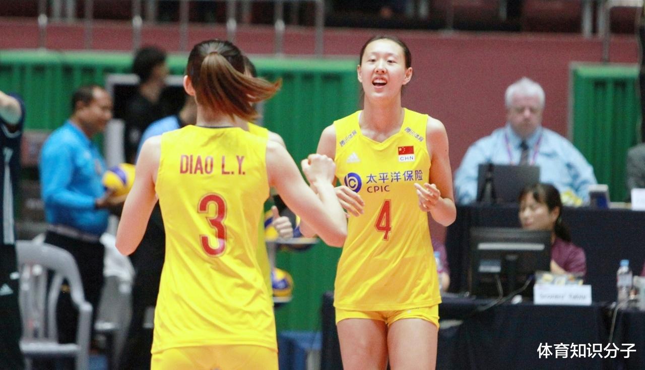 楊涵玉|女排關系戶露餡了！扣球攔網小球技術全都業余，留在國家隊有何用