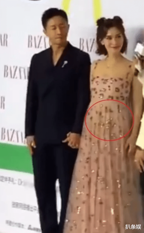 高圆圆|韩庚老婆卢靖姗久违晒健身照,穿运动内衣秀出马甲线,破怀孕传闻