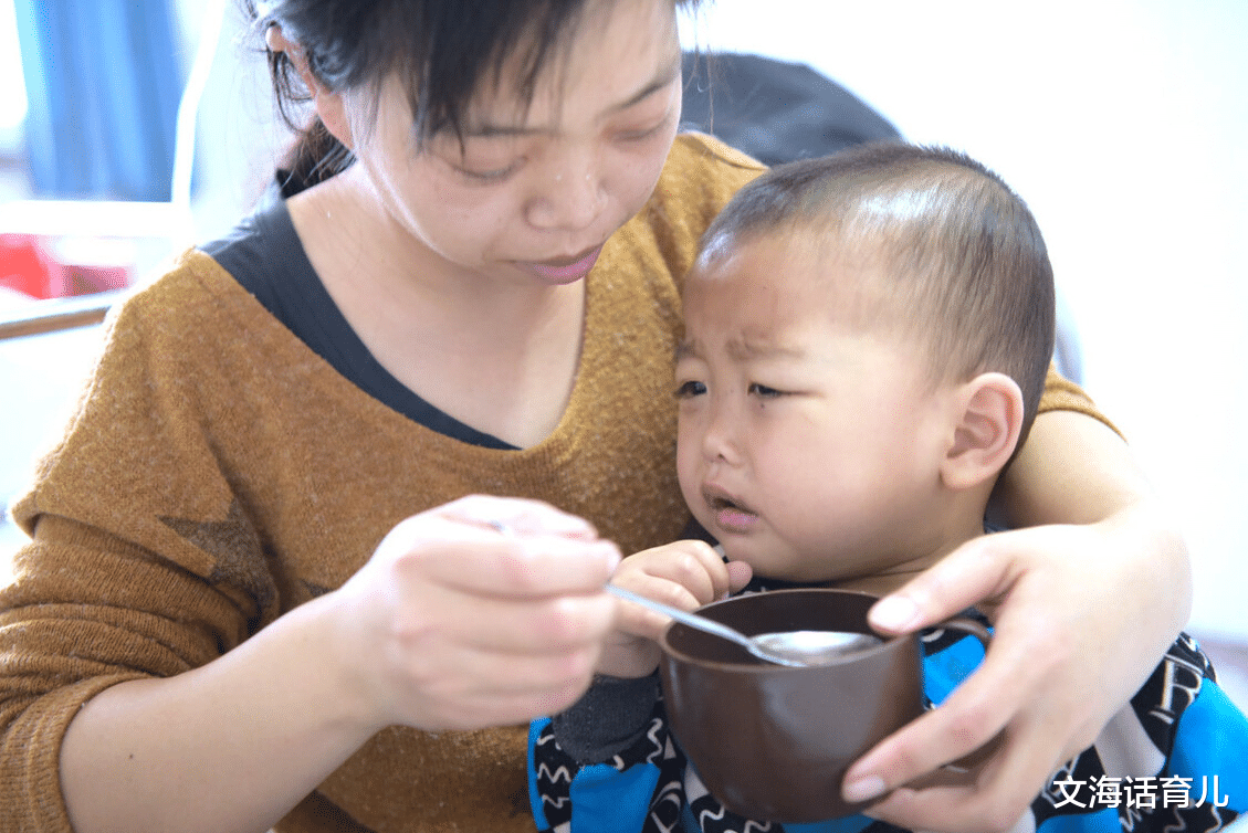 文海话育儿|有一种“饿”叫奶奶觉得你饿,孩子心中的苦,妈妈能理解吗?