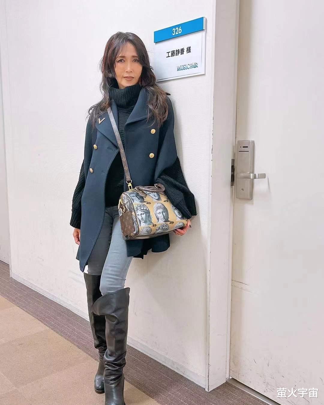 工藤静香|51岁工藤静香又瘦了,木偶纹清晰可见,过于骨感大腿快比小臂细了