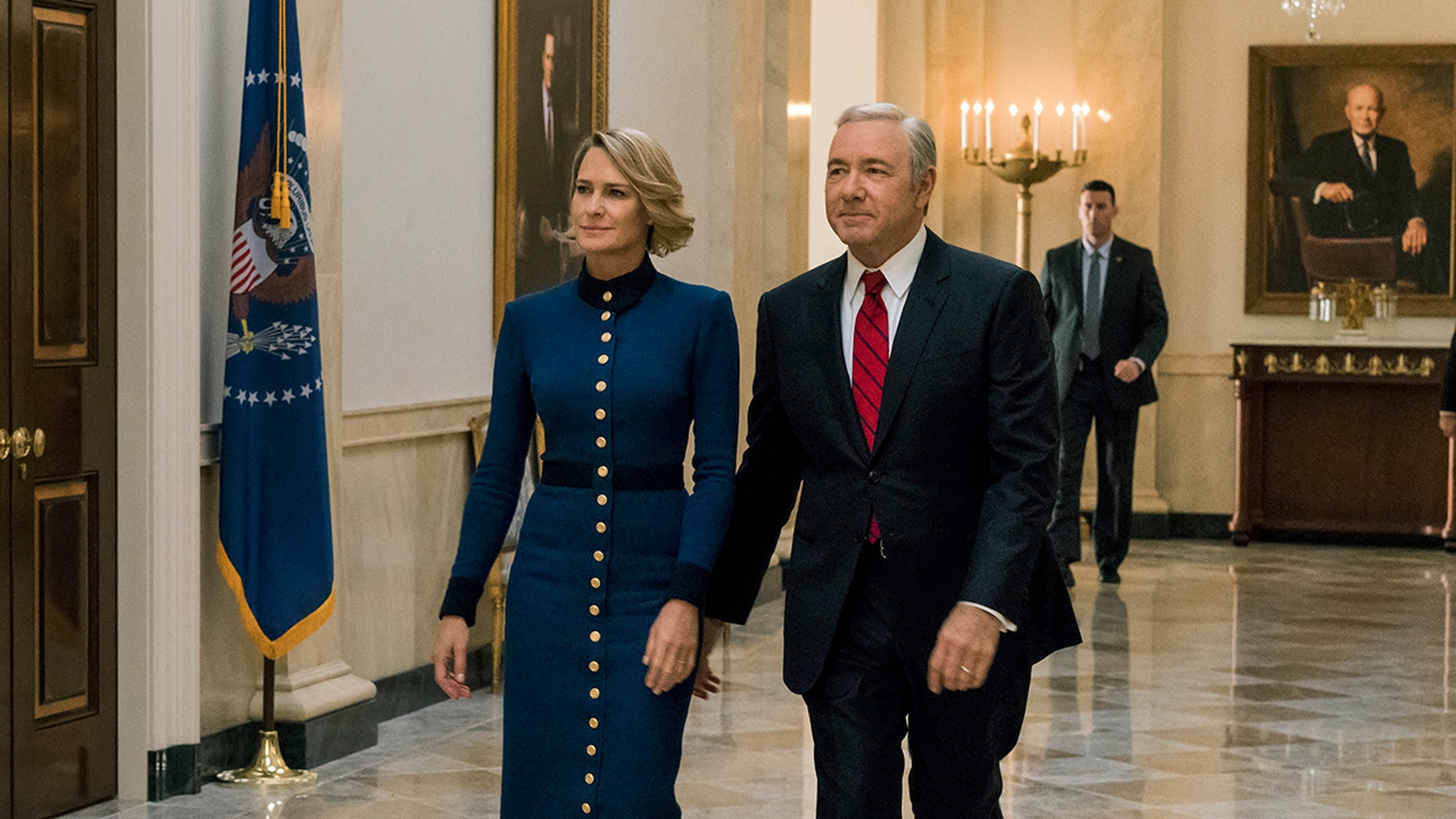 凯文·史派西|天价违约金！《纸牌屋》男主凯文·史派西罪有应得