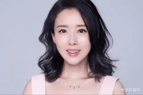 颜丹晨|凭借《宝莲灯》走红的她,43岁挺孕肚走红毯,孩子爸身份罕曝光