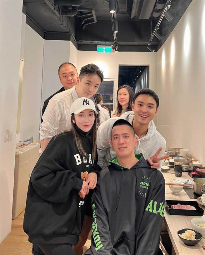 阮经天|金马影帝被爆在火锅店打工 1动作泄底阮经天本尊