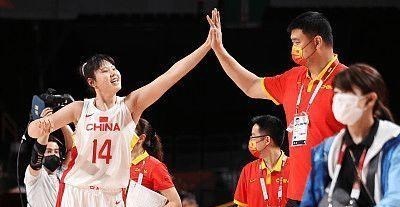 雪落无尘谈|奥运点将台：绝杀澳大利亚的女篮姑娘李月汝