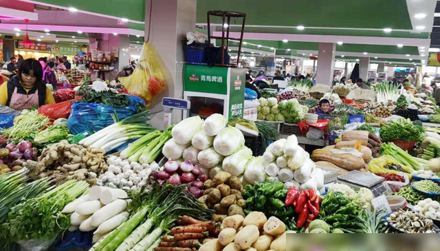 颇有微言 现在的5000元工资,相当于上世纪80年代多少钱?