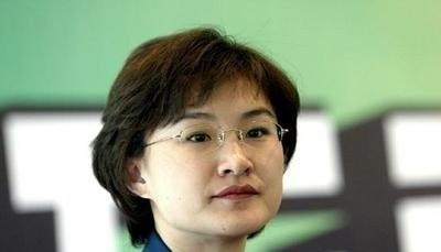 董倩|从央视名嘴到“滚出主持界”，25年零失误的董倩，到底哪里做错了