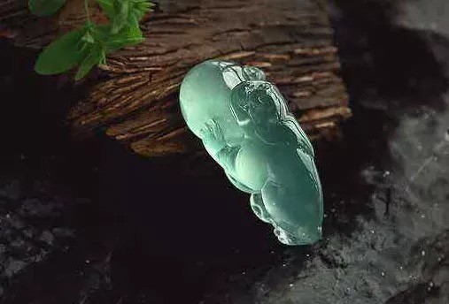 翡翠|比帝王绿更珍贵的神级翡翠-龙石种翡翠